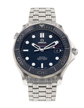 Browse our selection of automatic watches from prestigious brands such as Blancpain, Bell & Ross, Breitling and Rolex.
